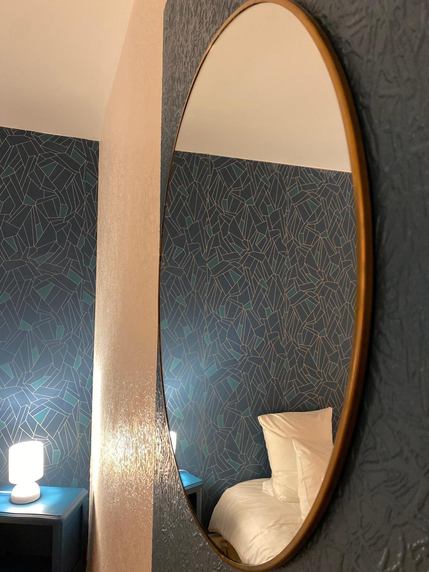 Logis Hotel Medieval, Montelimar Nord 罗什莫尔 外观 照片