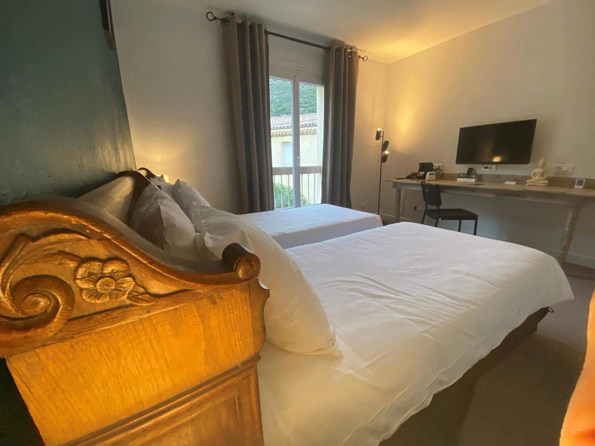 Logis Hotel Medieval, Montelimar Nord 罗什莫尔 外观 照片