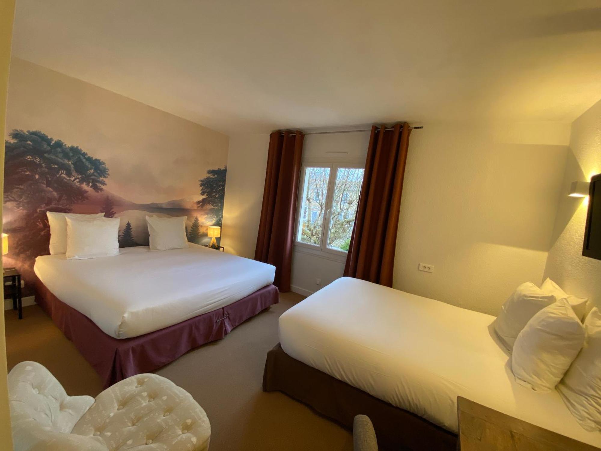Logis Hotel Medieval, Montelimar Nord 罗什莫尔 外观 照片